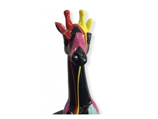 GIRAFFA IN RESINA ALTA 85 CM NERO TRASH