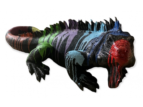 STATUA IGUANA NERA IN RESINA TRASH